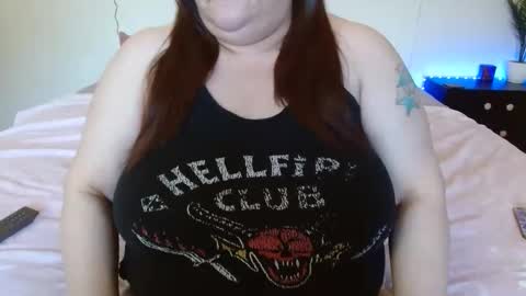 im on randomly so follow to know when im online online show from 04-24-26, 01:41