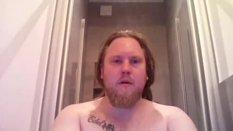 thenewdude1992 online show from 04-05-26, 08:28