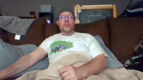 theo6974z online show from 05-11-26, 03:23
