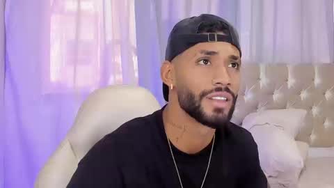 Theo Sky online show from 09-22-25, 08:22