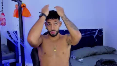 Theo Sky online show from 10-18-25, 03:46