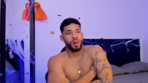 Theo Sky online show from 10-21-25, 03:57