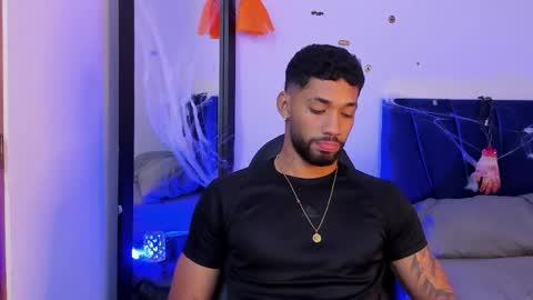 Theo Sky online show from 10-22-25, 03:45