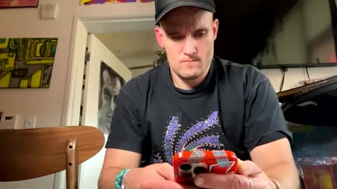 Snapshot of theoutfitter chatting on 01-01-25, 10:56 MISTERPOWERS online show from 01-01-25, 10:56