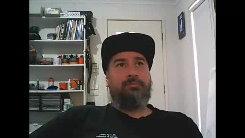aussiebeard online show from 10-15-25, 02:01