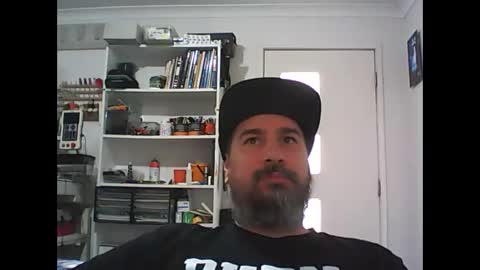 aussiebeard online show from 10-22-25, 02:01