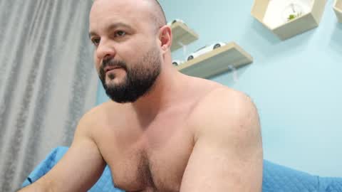 Snapshot of thephenomone chatting on 01-16-25, 03:46 Chris online show from 01-16-25, 03:46