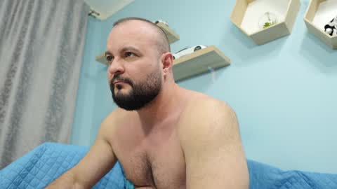 Snapshot of thephenomone chatting on 01-23-25, 03:01 Chris online show from 01-23-25, 03:01