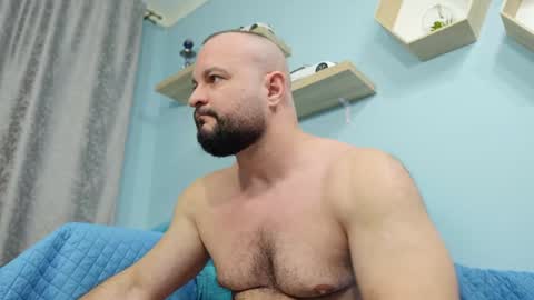 Snapshot of thephenomone chatting on 01-25-25, 08:31 Chris online show from 01-25-25, 08:31