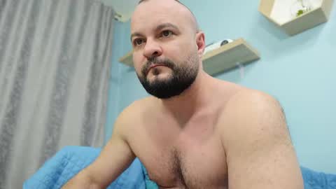 Snapshot of thephenomone chatting on 02-11-25, 06:08 Chris online show from 02-11-25, 06:08