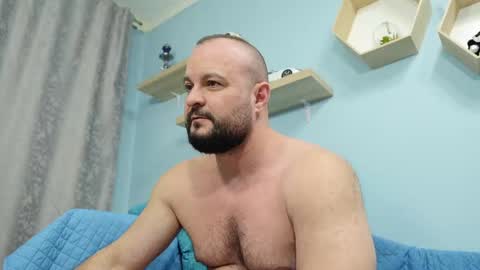 Snapshot of thephenomone chatting on 02-13-25, 03:46 Chris online show from 02-13-25, 03:46