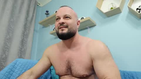 Snapshot of thephenomone chatting on 02-14-25, 06:40 Chris online show from 02-14-25, 06:40