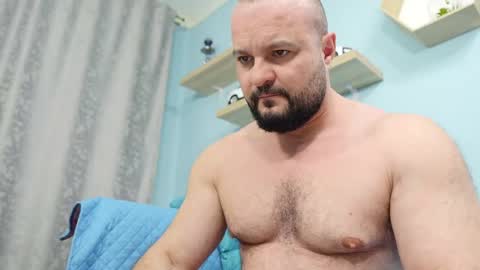 Snapshot of thephenomone chatting on 02-19-25, 05:27 Chris online show from 02-19-25, 05:27