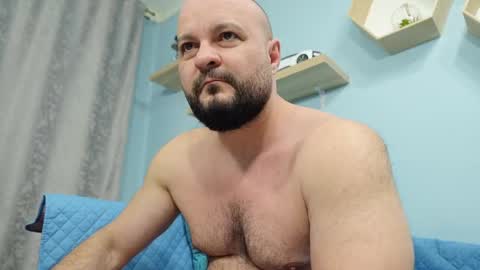 Snapshot of thephenomone chatting on 02-25-25, 06:03 Chris online show from 02-25-25, 06:03