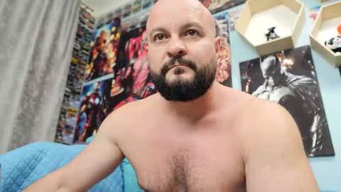 Snapshot of thephenomone chatting on 09-13-25, 01:44 Chris online show from 09-13-25, 01:44