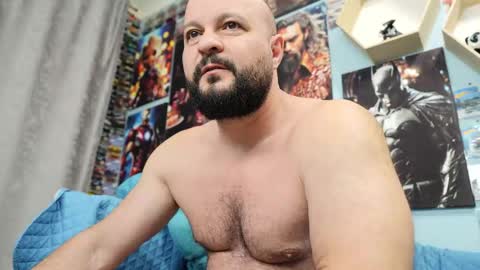 Snapshot of thephenomone chatting on 09-17-25, 03:41 Chris online show from 09-17-25, 03:41