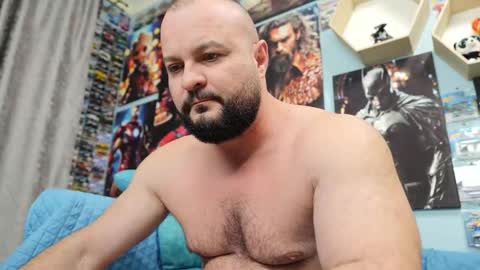 Snapshot of thephenomone chatting on 09-29-25, 02:11 Chris online show from 09-29-25, 02:11