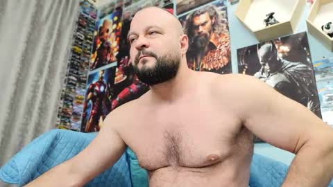 Snapshot of thephenomone chatting on 10-05-25, 04:55 Chris online show from 10-05-25, 04:55