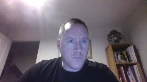 Snapshot of thepigboy chatting on 12-17-25, 05:30 thepigboy online show from 12-17-25, 05:30