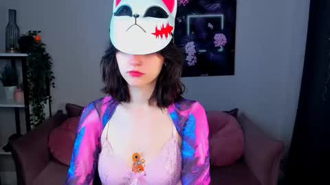 Snapshot of thepretty_kitty chatting on 11-25-25, 07:52 thepretty_kitty online show from 11-25-25, 07:52