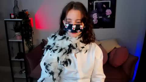 Snapshot of thepretty_kitty chatting on 12-01-25, 12:21 thepretty_kitty online show from 12-01-25, 12:21