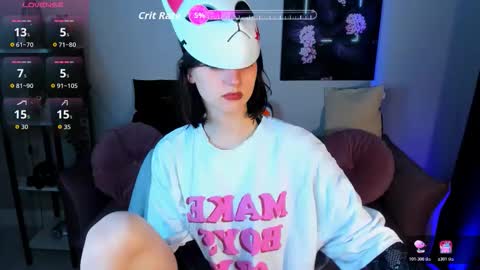 Snapshot of thepretty_kitty chatting on 12-05-25, 11:19 thepretty_kitty online show from 12-05-25, 11:19