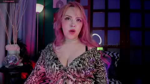 Snapshot of theprincess_rosee chatting on 10-04-25, 05:16 Rosie  online show from 10-04-25, 05:16