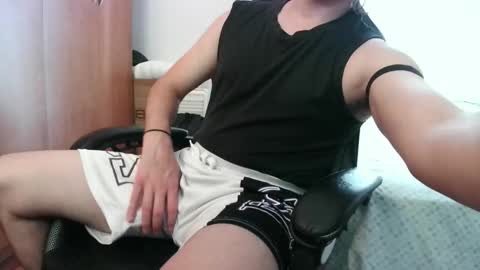 Snapshot of therandomniceboy chatting on 09-13-25, 11:21 therandomniceboy online show from 09-13-25, 11:21