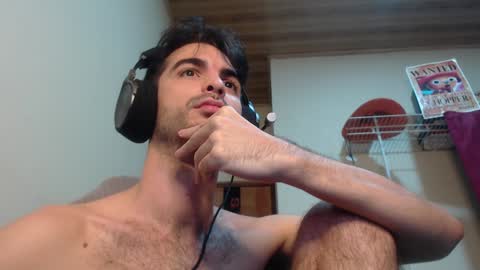 Snapshot of therazhanen chatting on 12-09-24, 06:55 Santiago Enrique online show from 12-09-24, 06:55