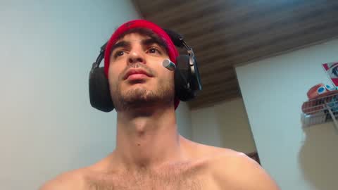 Snapshot of therazhanen chatting on 01-21-25, 06:00 Santiago Enrique online show from 01-21-25, 06:00