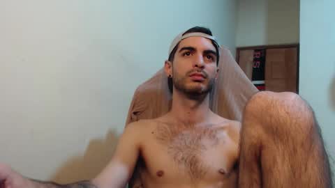 Snapshot of therazhanen chatting on 10-15-25, 06:02 Santiago Enrique online show from 10-15-25, 06:02