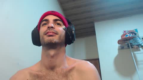 Snapshot of therazhanen chatting on 11-04-25, 06:45 Santiago Enrique online show from 11-04-25, 06:45