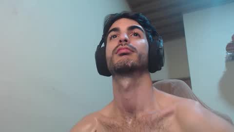 Snapshot of therazhanen chatting on 11-09-25, 02:10 Santiago Enrique online show from 11-09-25, 02:10