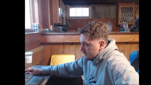 Snapshot of therealbigcheese0695 chatting on 02-06-25, 09:28 therealbigcheese0695 online show from 02-06-25, 09:28