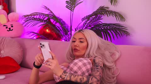 Deea  online show from 01-11-25, 06:12