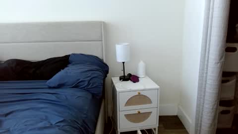 Yoshi online show from 10-12-25, 06:07