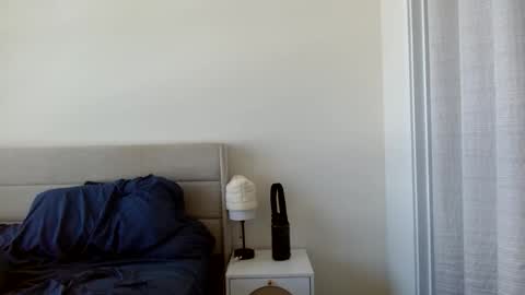 Yoshi online show from 04-13-26, 04:23