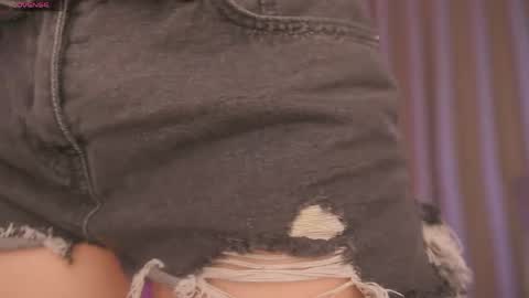    online show from 04-23-26, 02:24