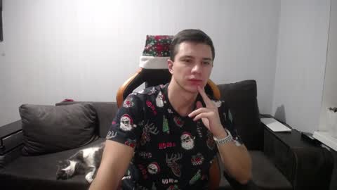 Snapshot of theroadtomars chatting on 12-24-24, 09:44 Nick   online show from 12-24-24, 09:44