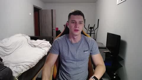 Snapshot of theroadtomars chatting on 09-22-25, 04:42 Nick   online show from 09-22-25, 04:42