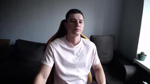 Snapshot of theroadtomars chatting on 10-11-25, 10:25 Nick   online show from 10-11-25, 10:25