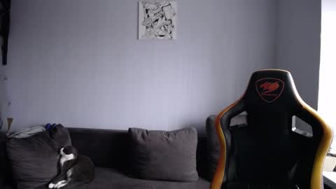 Nick   online show from 11-19-25, 08:58