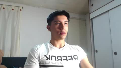 thesaint_xxx online show from 03-12-26, 04:51