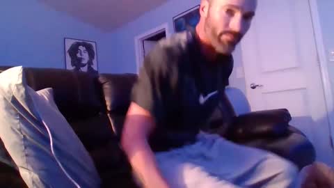 Snapshot of thesexorcist1984 chatting on 09-18-25, 08:27 James online show from 09-18-25, 08:27