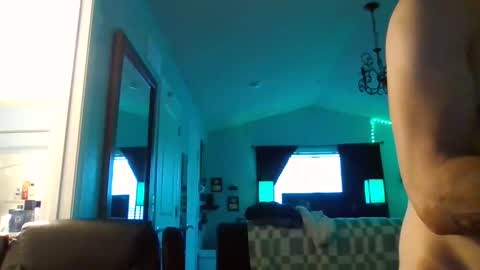 Snapshot of thesexorcist1984 chatting on 10-01-25, 06:58 James online show from 10-01-25, 06:58