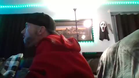 Snapshot of thesexorcist1984 chatting on 10-15-25, 05:29 James online show from 10-15-25, 05:29