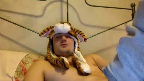 Snapshot of thesimplerock chatting on 01-26-25, 01:09 thesimplerock online show from 01-26-25, 01:09