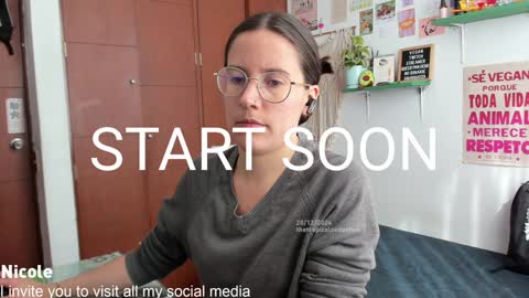 Nicole online show from 12-20-24, 07:39