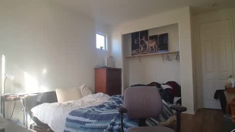 Snapshot of theufcfan_8181 chatting on 02-21-25, 10:59 troy online show from 02-21-25, 10:59