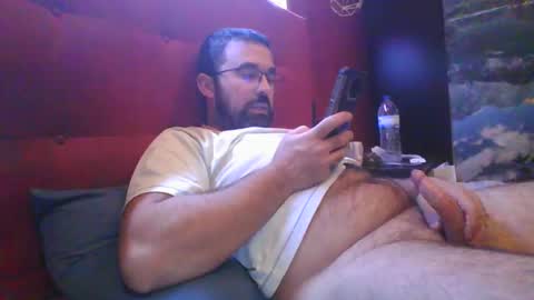 Carlos1990 online show from 01-01-25, 03:02